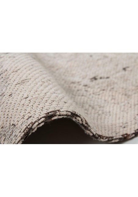 Très beau tapis Vintage Gris Anthracite. Disponible en 4 tailles.