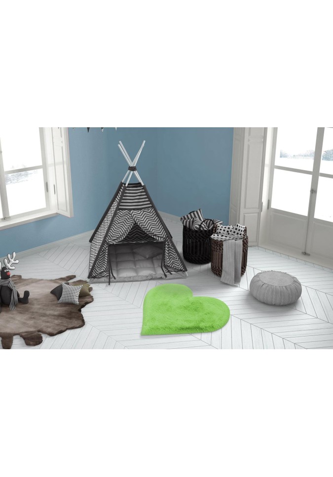 Tapis enfant en forme de coeur