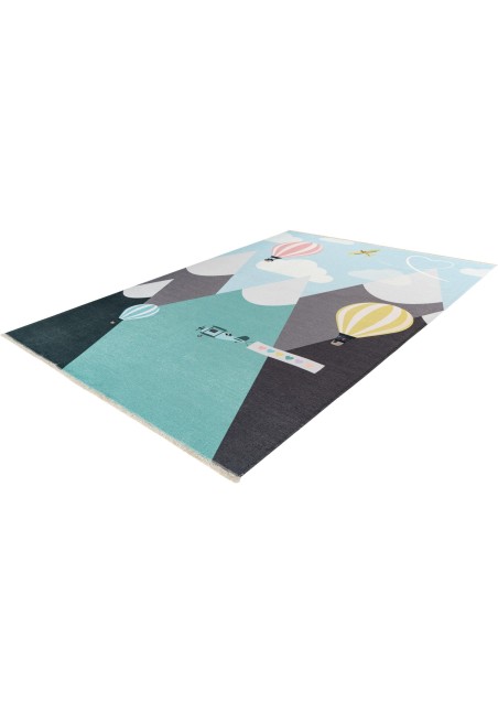 Tapis enfant au dessus des montagnes - My Greta