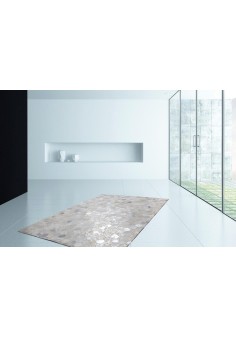 Tapis 100% cuir de couleur gris argent cousu entièrement à la main. 2